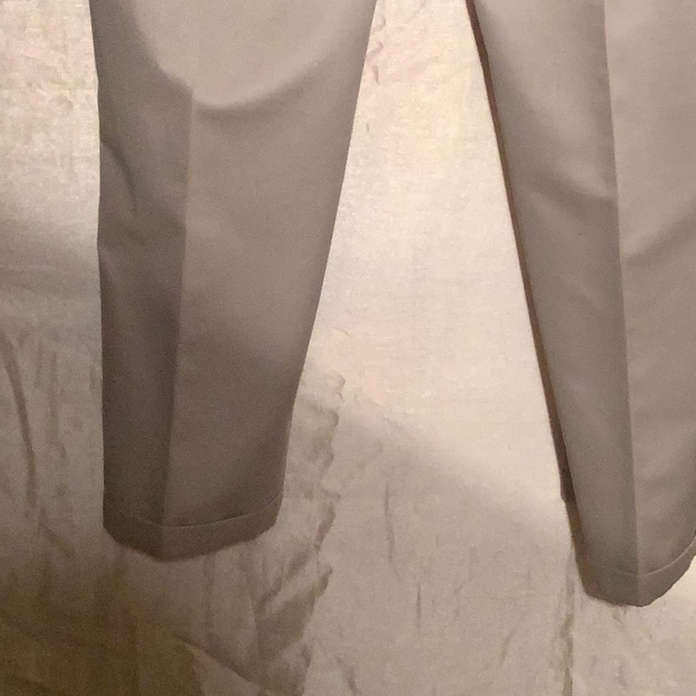 ROUNDTREE & YORKE Classic Men’s Tan Trousers - Picture 2 of 5